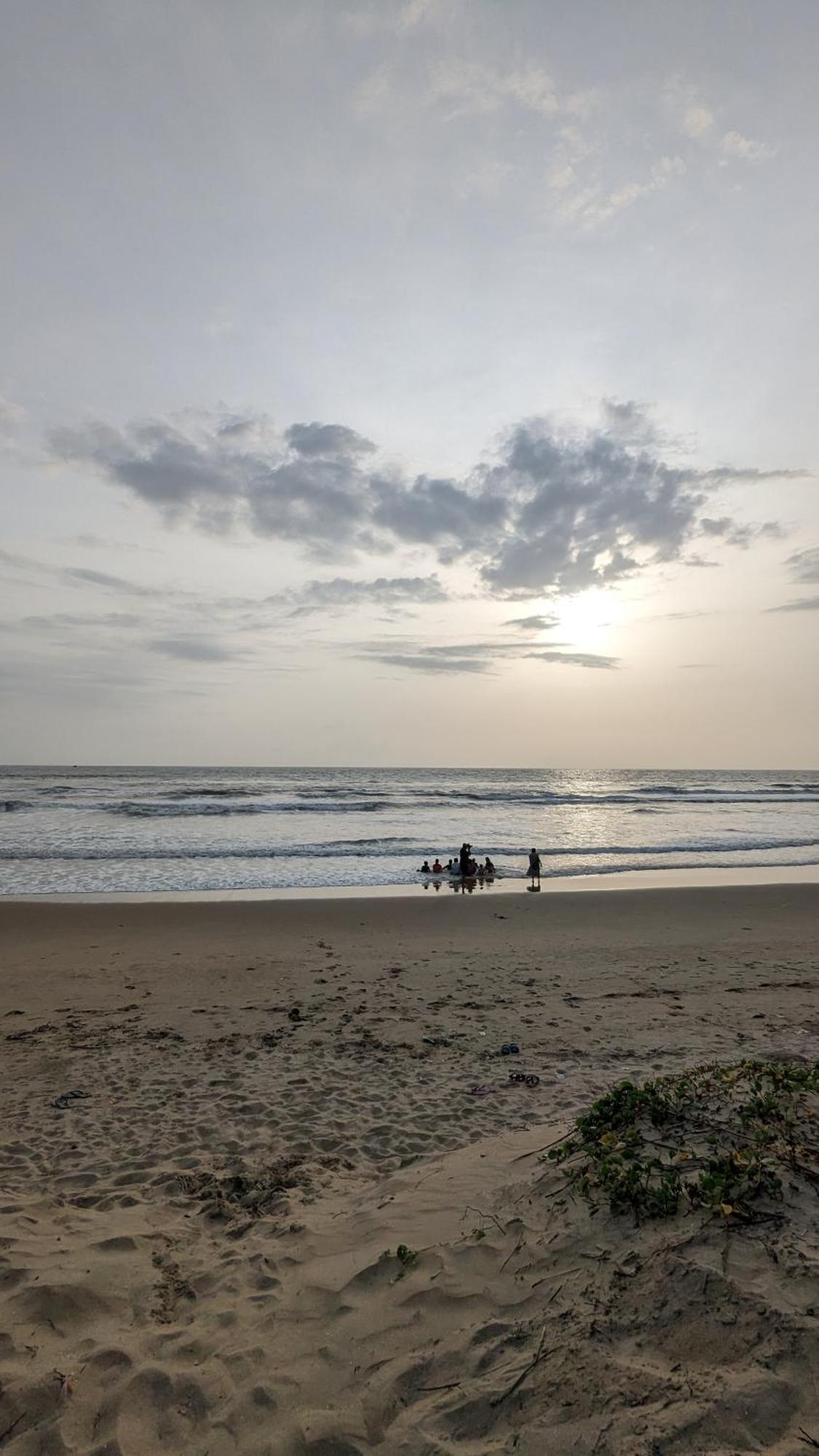 5 Mile Beach Resort Kumta Exterior photo